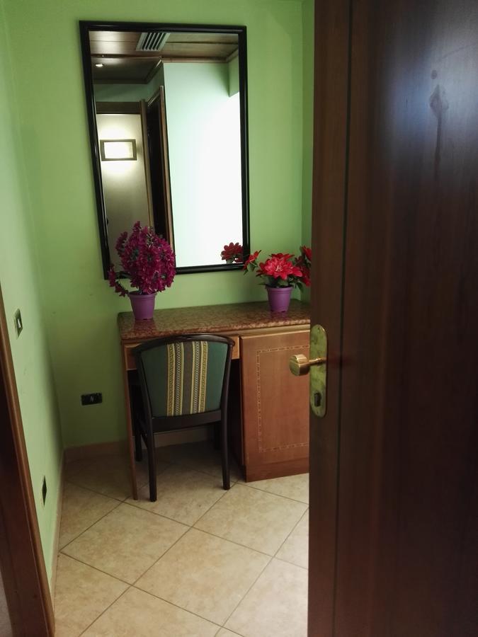 Termini Hostal Roma